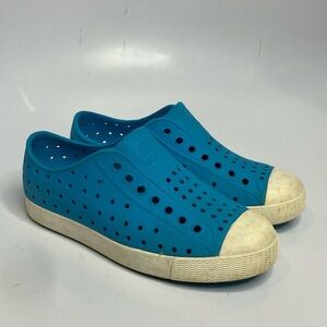 Native Jefferson shoes blue size 13